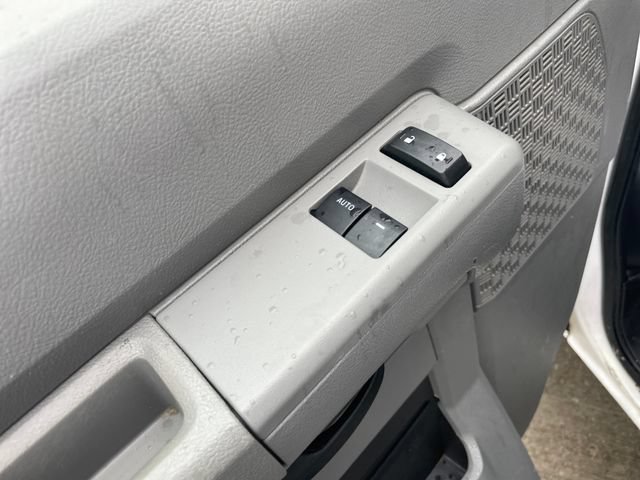 Used 2017 Ford E-450 and Econoline 450 Super Duty w/ Power Windows & Locks Group RWD image 21