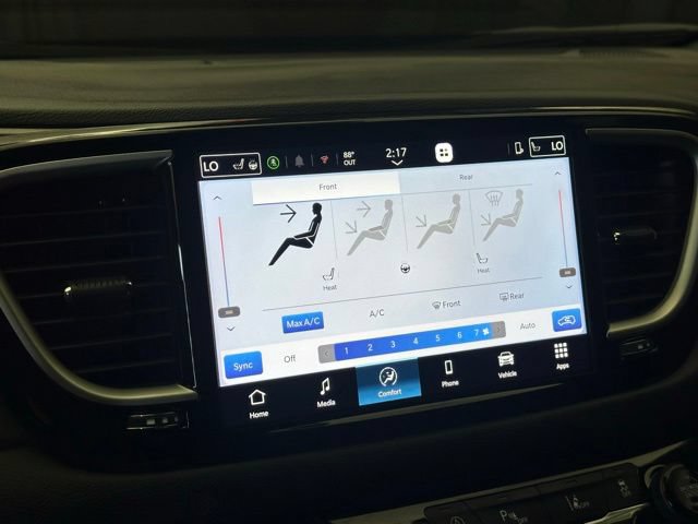 Used 2026 Chrysler Pacifica Select FWD image 27