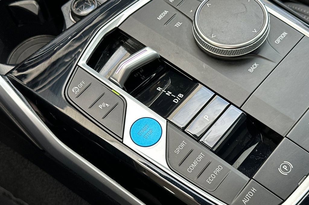 Used 2023 BMW i4 eDrive35 image 24