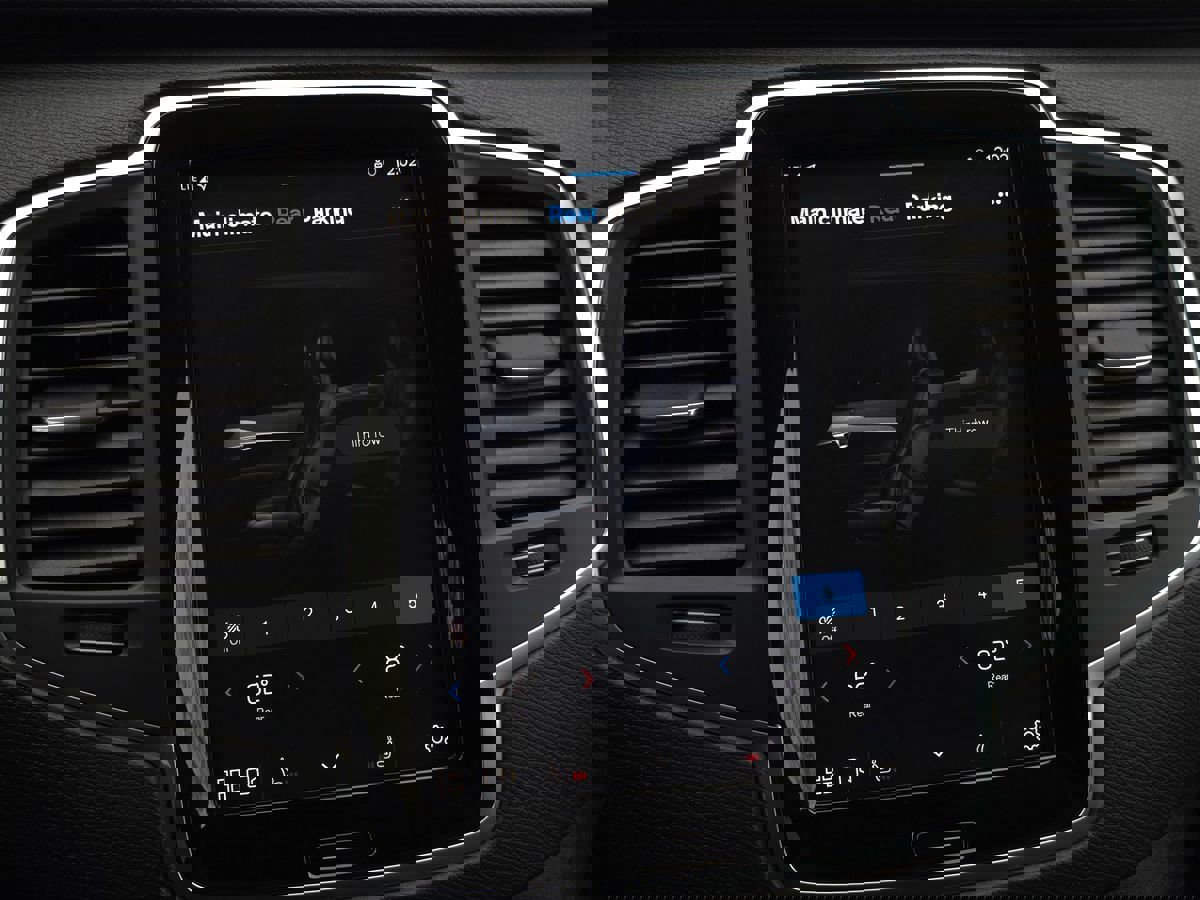 Used 2024 Volvo XC90 B5 Core w/ Climate Package image 39