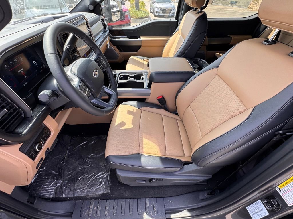 New 2026 Ford F250 Lariat w/ Black Appearance Package image 16