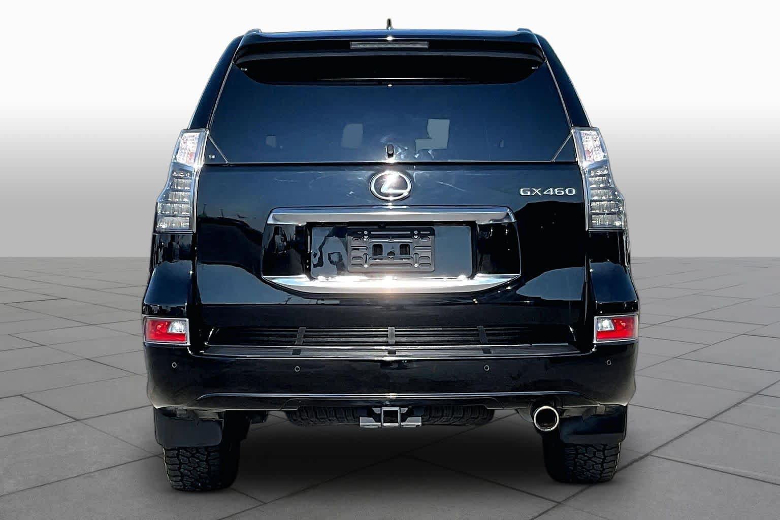 Used 2022 Lexus GX 460 Premium w/ Premium Package AWD/4WD image 5