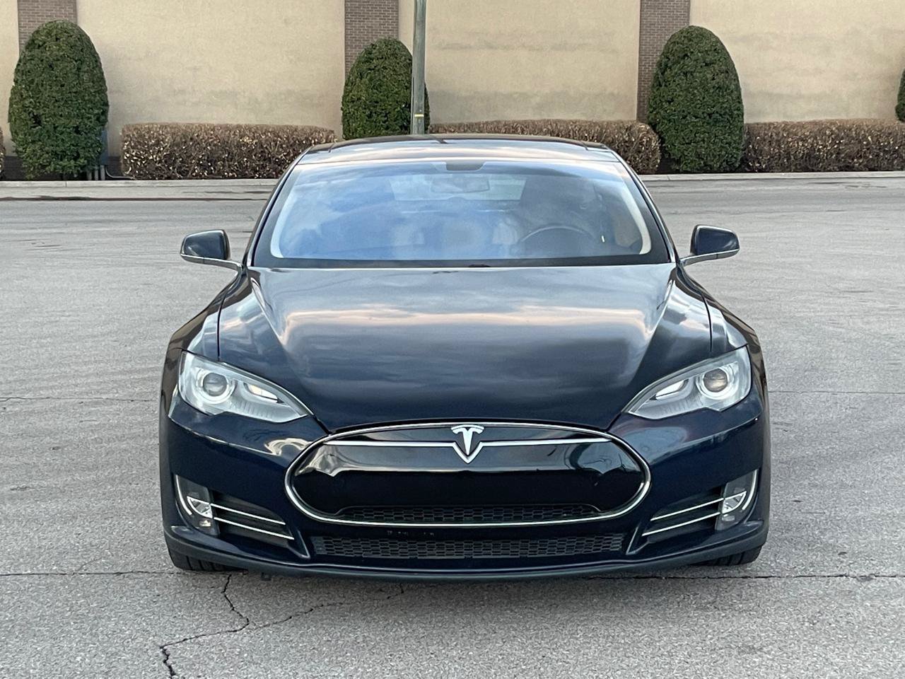Used 2013 Tesla Model S Performance RWD image 5