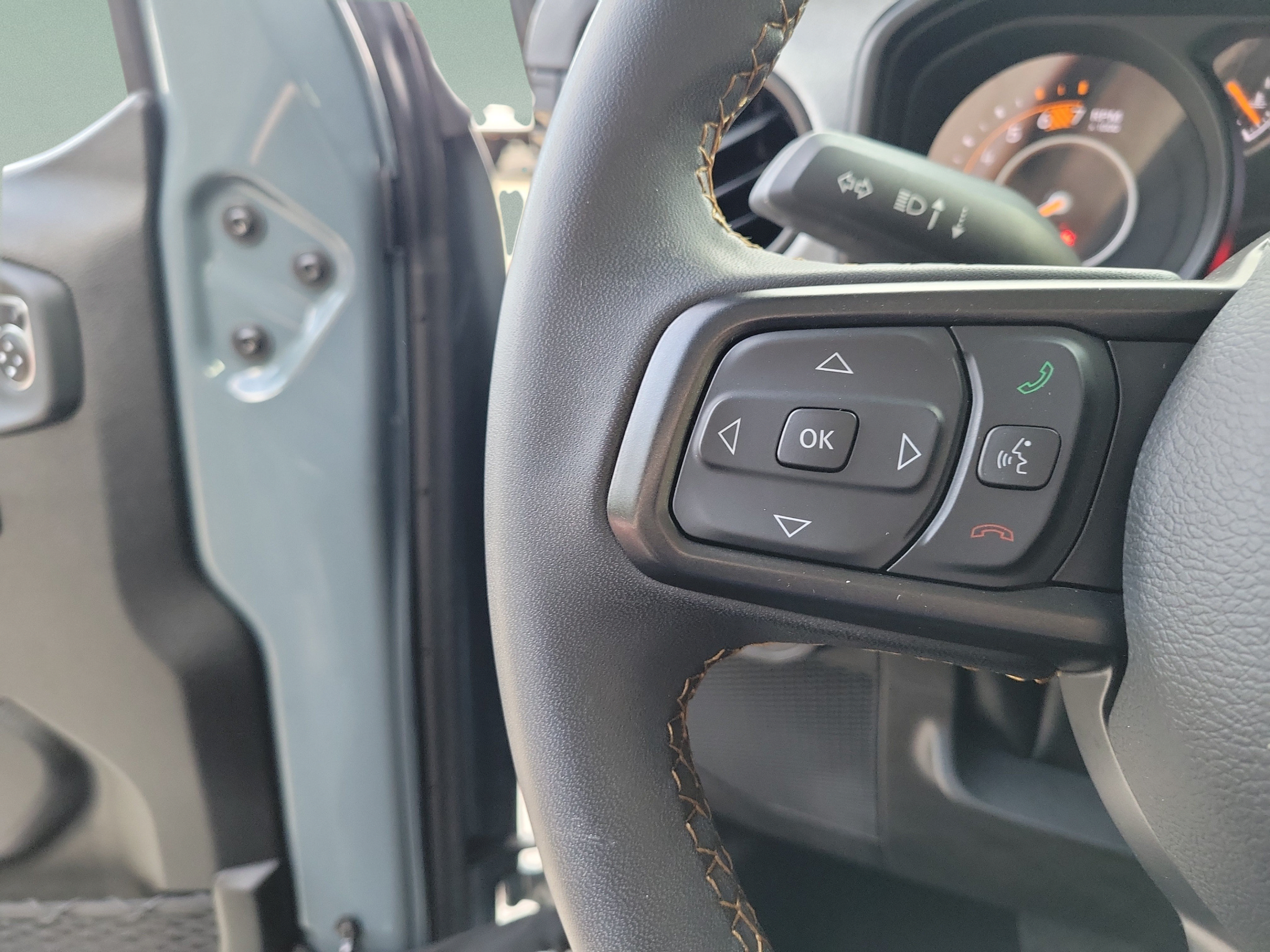 Certified 2024 Jeep Wrangler Sport AWD/4WD image 27