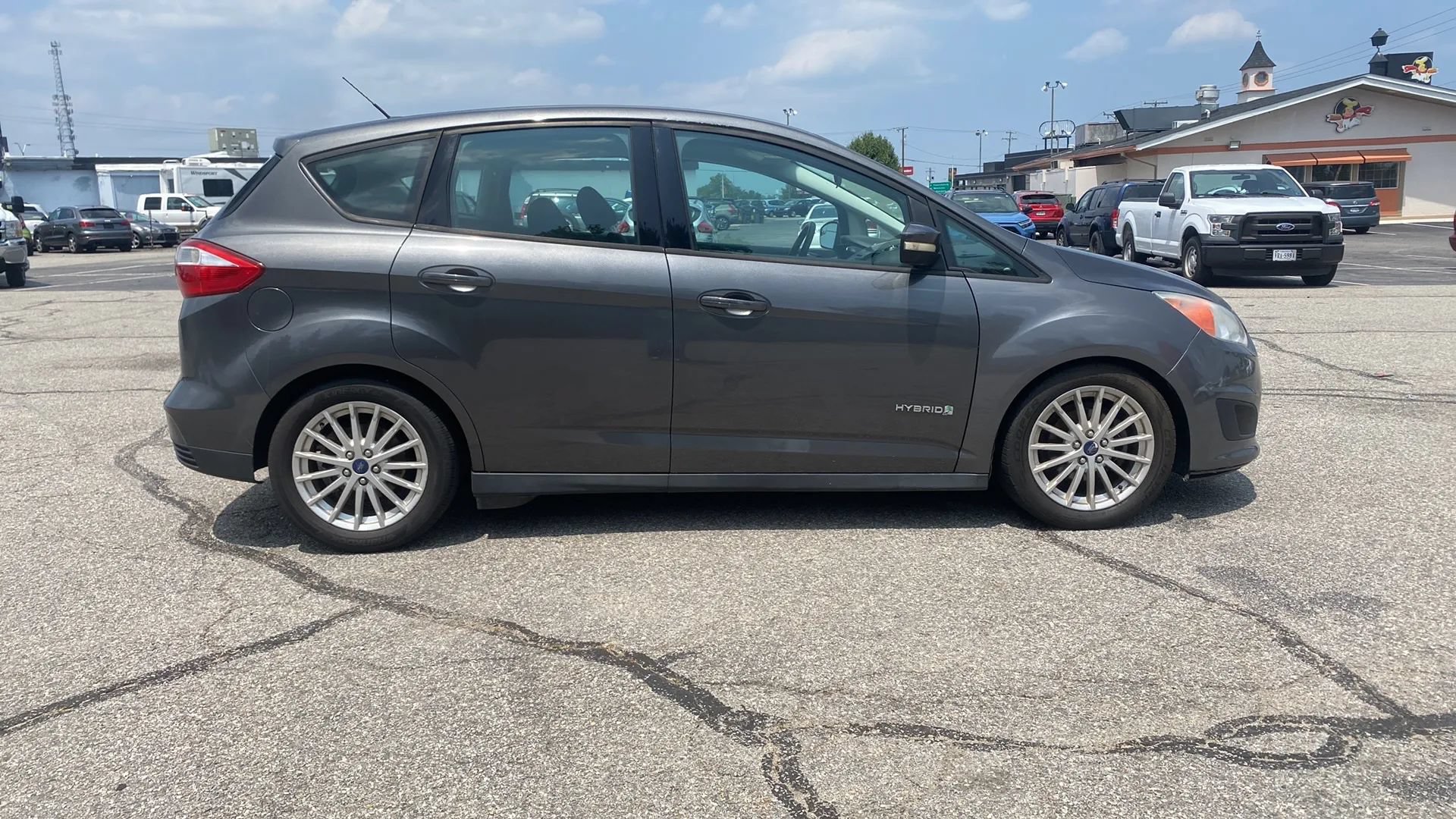 Used 2015 Ford C-MAX SE w/ Winter Package FWD image 4