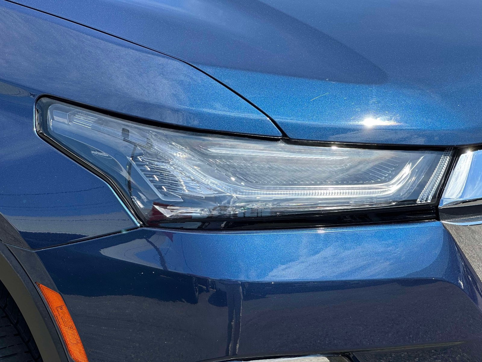 Used 2023 Chevrolet Traverse LT FWD image 6