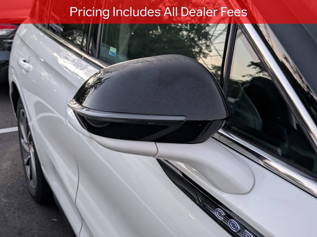 Used 2022 Lincoln Corsair Grand Touring AWD/4WD image 10