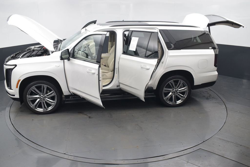 Certified 2025 Cadillac Escalade Sport Platinum image 45