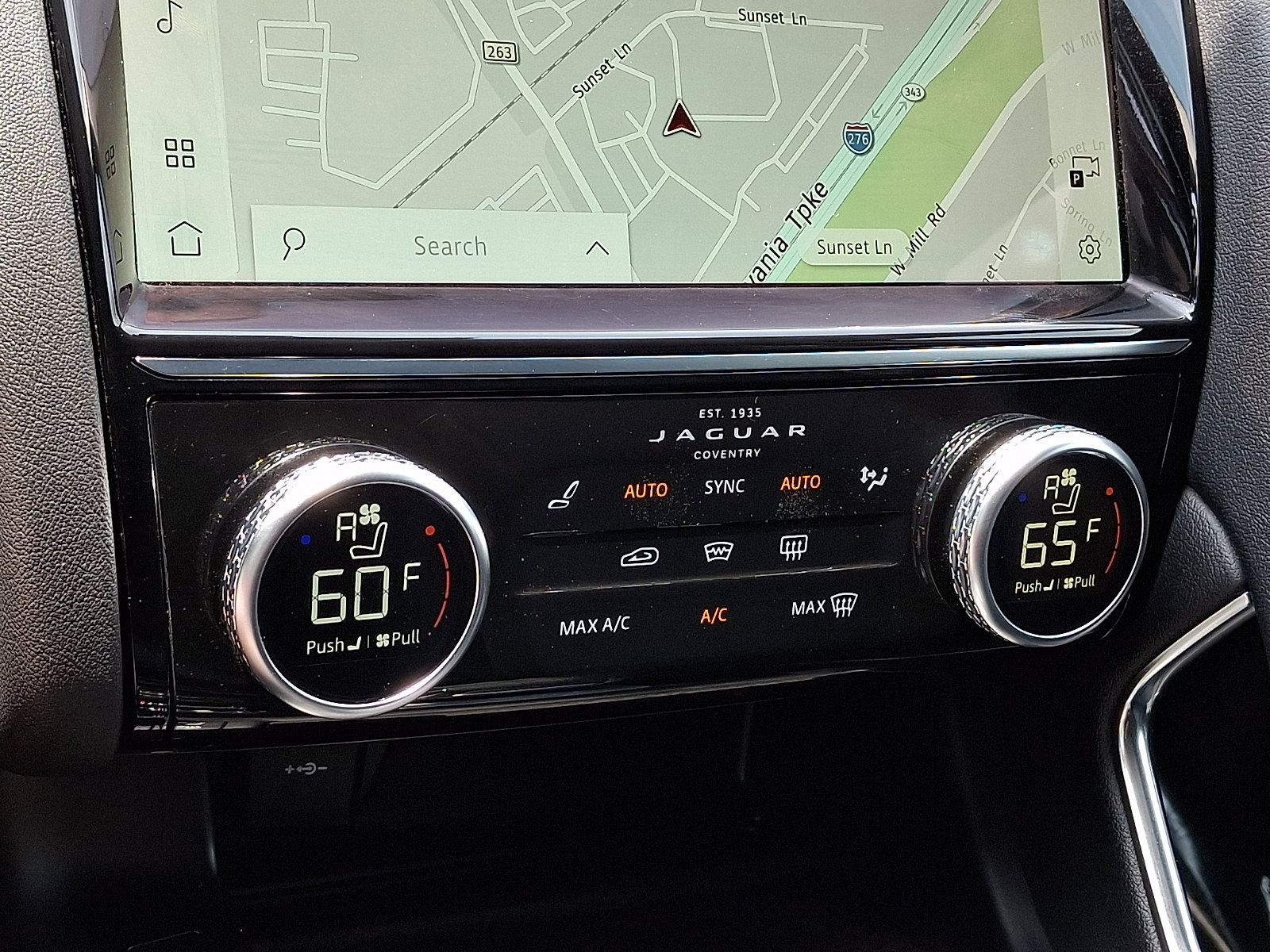 Used 2022 Jaguar E-PACE SE AWD/4WD image 15