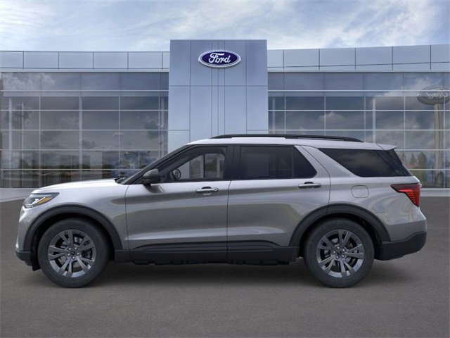 New 2026 Ford Explorer Active image 3