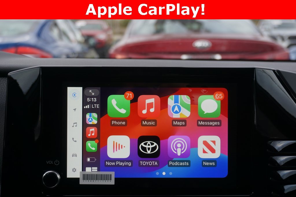 New 2026 Toyota Camry SE image 9