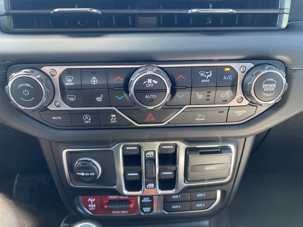 New 2025 Jeep Wrangler Unlimited Rubicon image 30