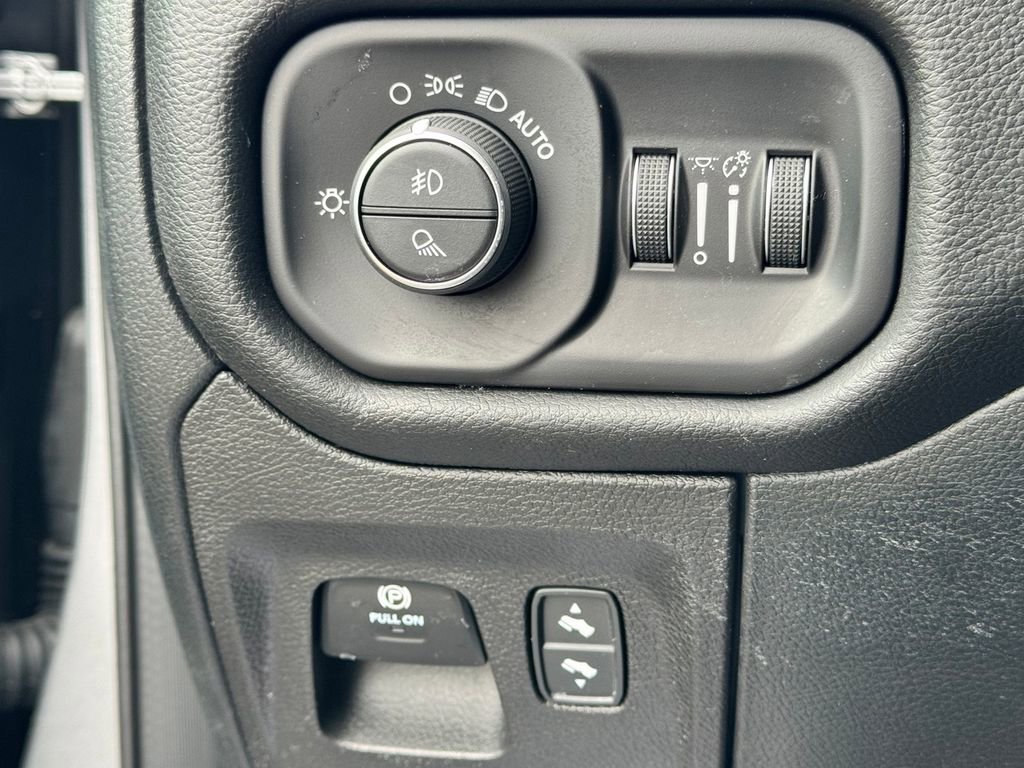 New 2026 RAM 1500 Big Horn AWD/4WD image 26
