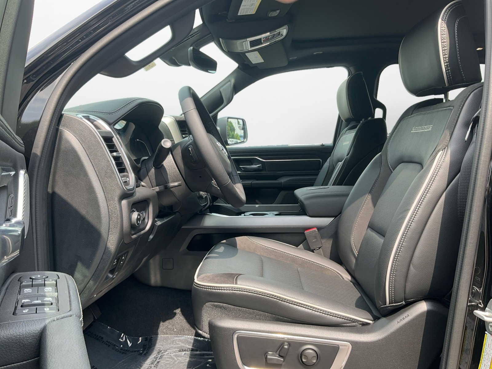 New 2026 RAM 1500 Laramie w/ Night Edition image 9
