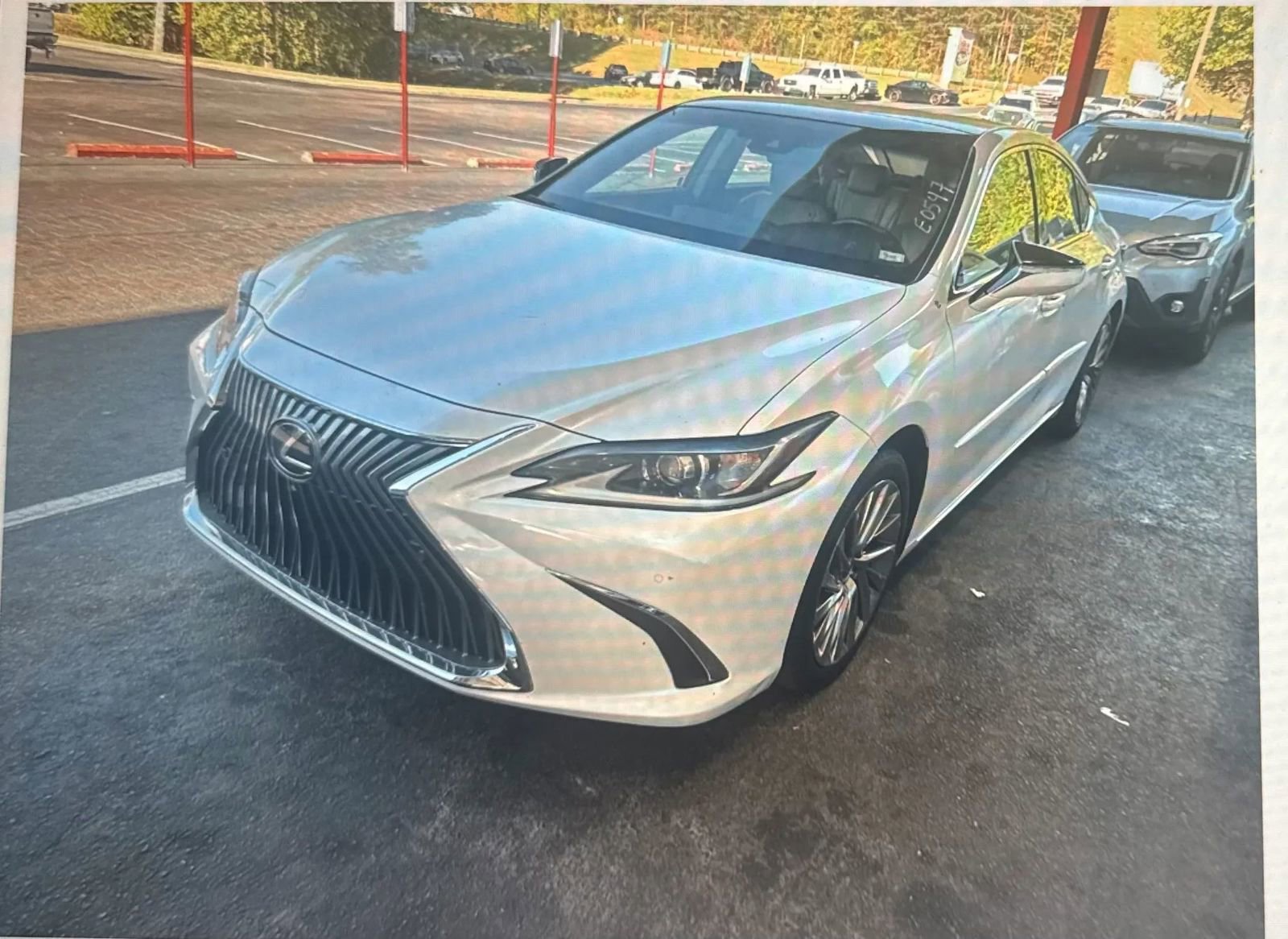 Used 2019 Lexus ES 350 w/ Accessory Package FWD image 1