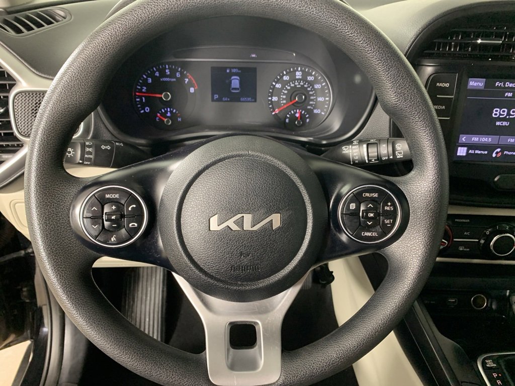 Used 2022 Kia Soul LX w/ Technology Package image 19