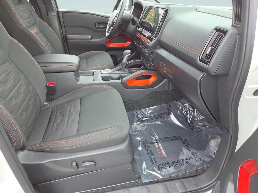 Used 2026 Nissan Frontier PRO-4X AWD/4WD image 30