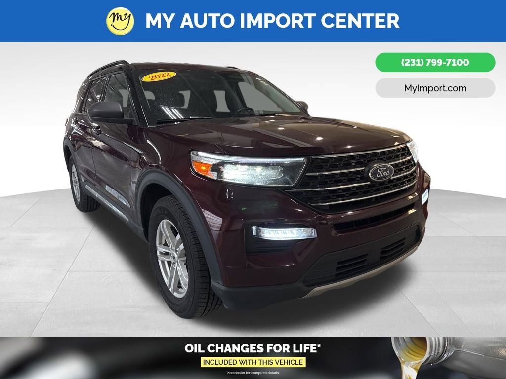 Used 2022 Ford Explorer XLT w/ Equipment Group 202A image 1