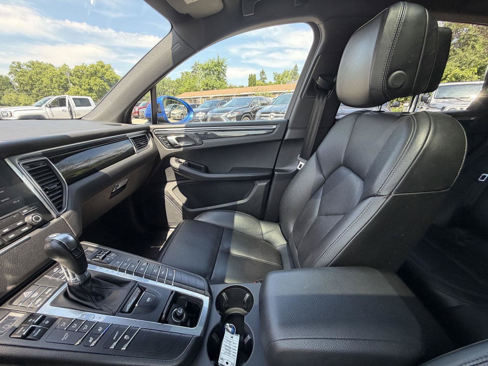 Used 2018 Porsche Macan S AWD/4WD image 20