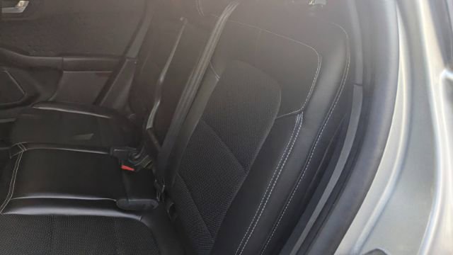 Used 2020 Ford Escape SEL image 18