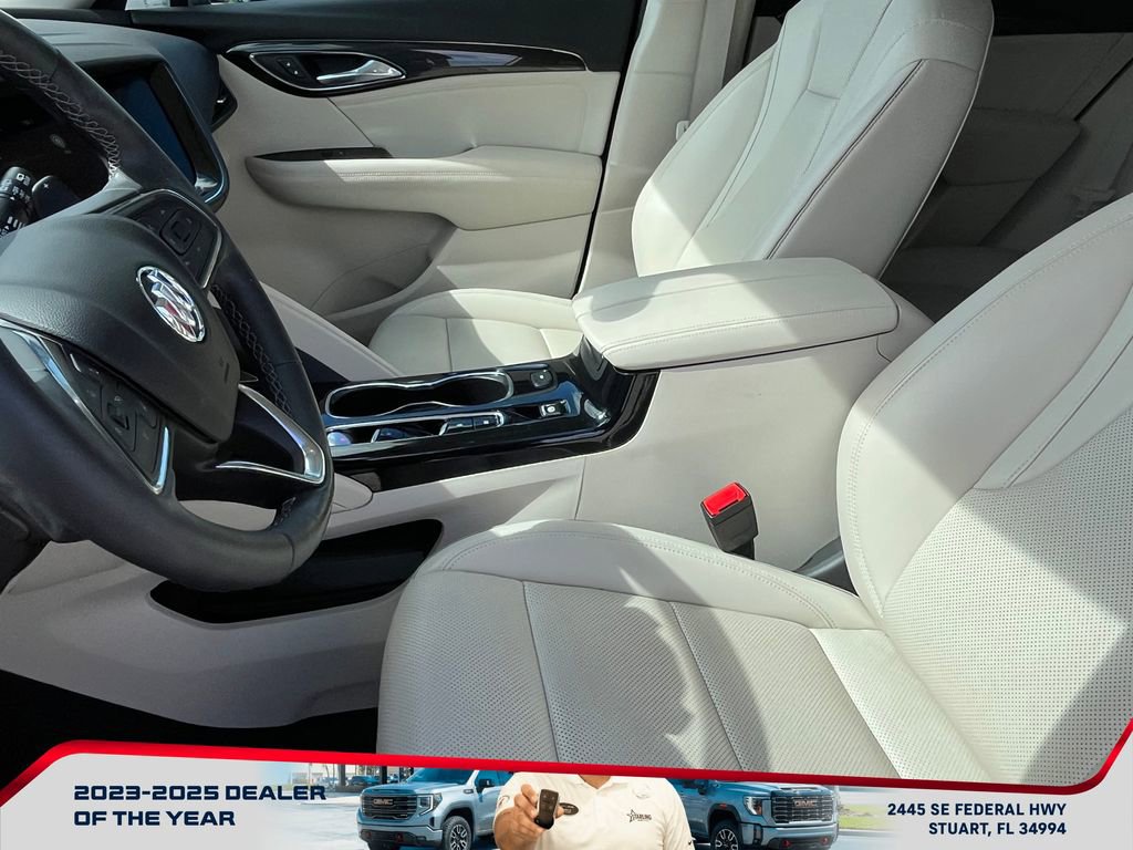 Used 2023 Buick Envision Essence image 10