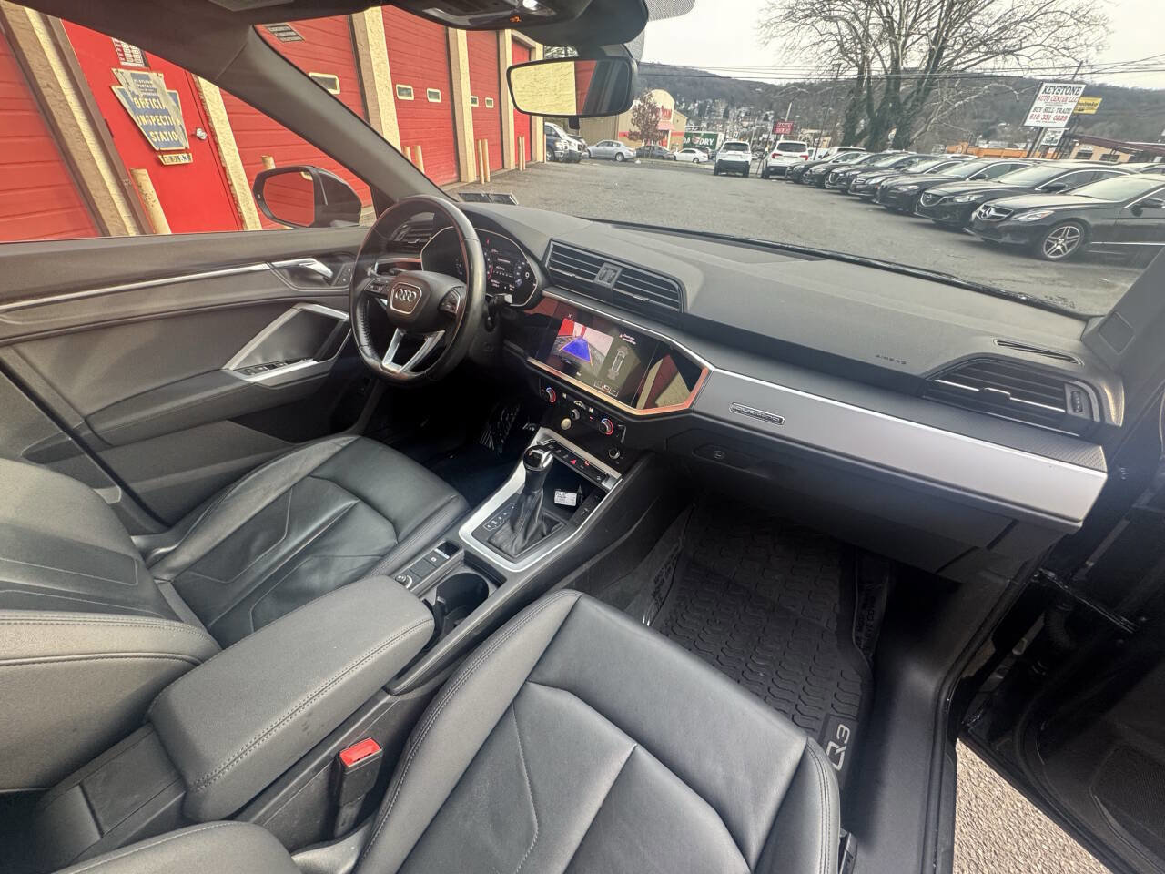 Used 2020 Audi Q3 2.0T Premium w/ Convenience Package image 26