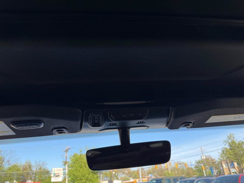 Used 2023 Jeep Wrangler Unlimited Sahara w/ Cold Weather Group AWD/4WD image 36