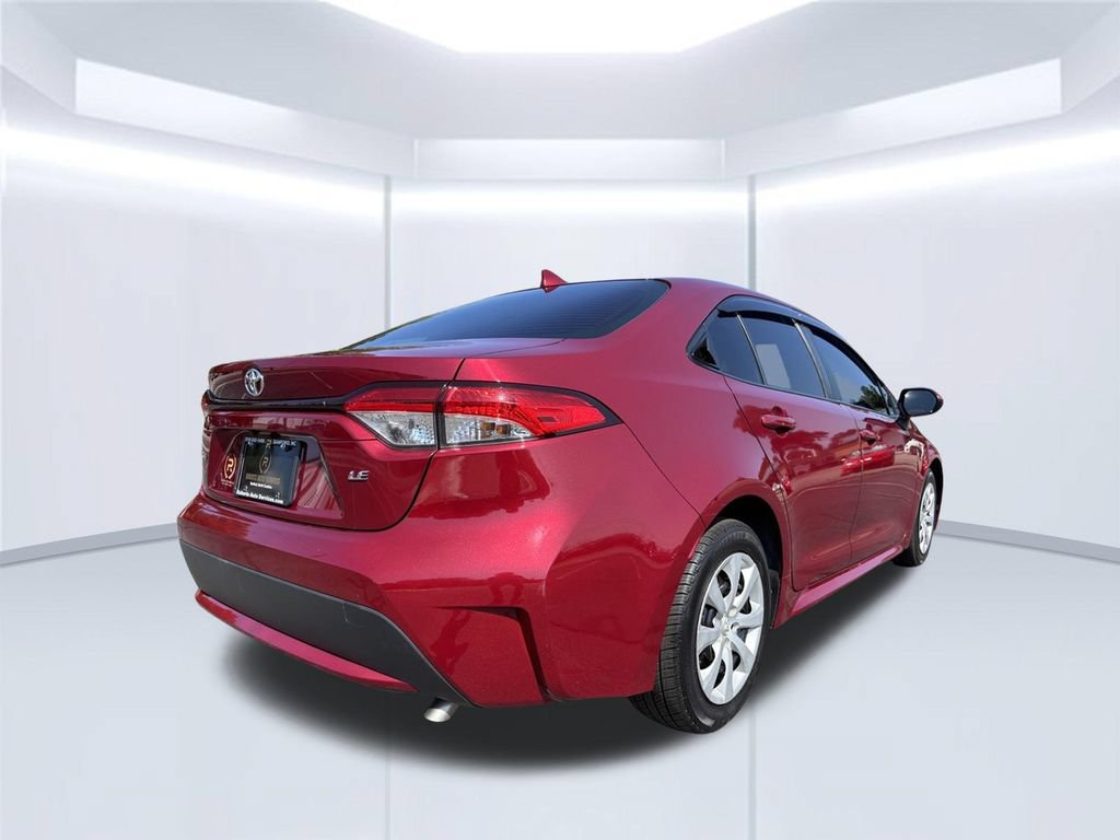 Used 2022 Toyota Corolla LE FWD image 6