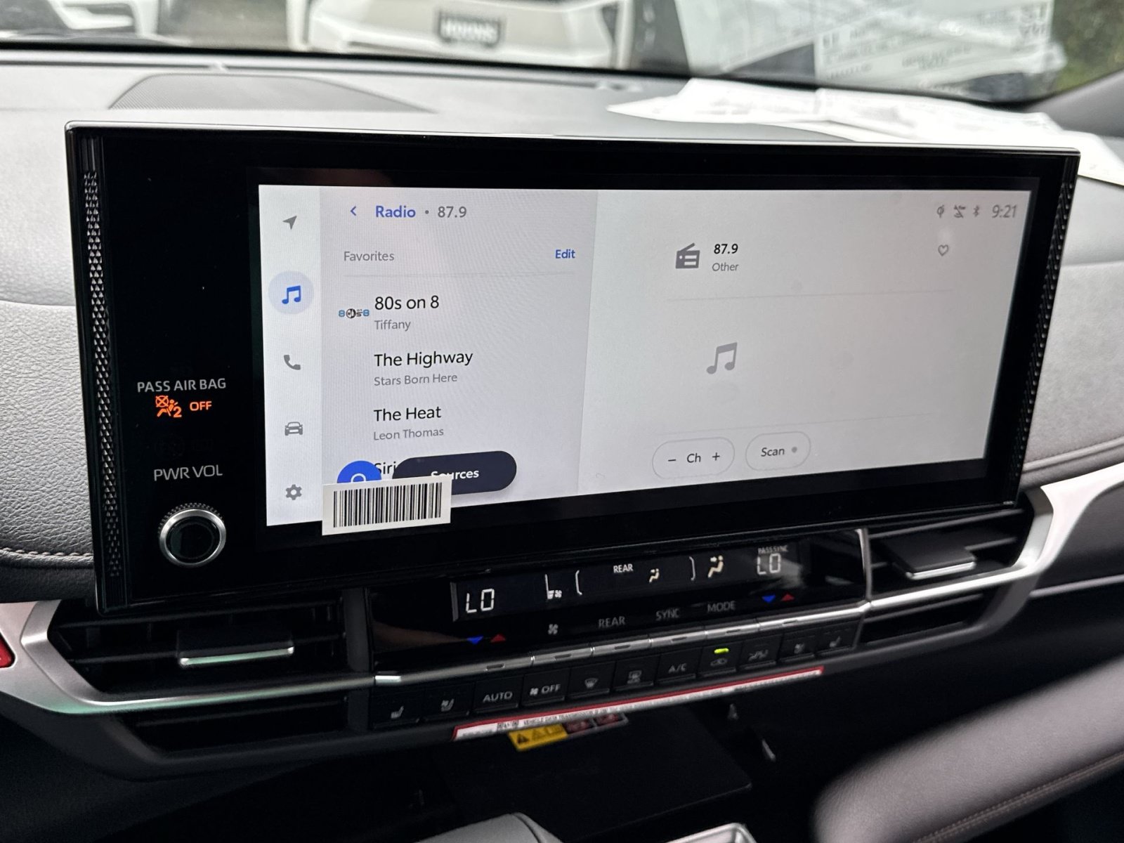 New 2026 Toyota Sienna Platinum AWD/4WD image 26