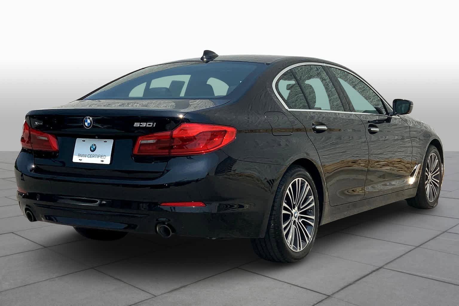 Used 2018 BMW 530i xDrive AWD/4WD image 12