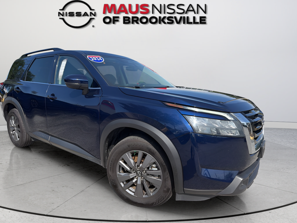 Certified 2024 Nissan Pathfinder SV FWD image 1