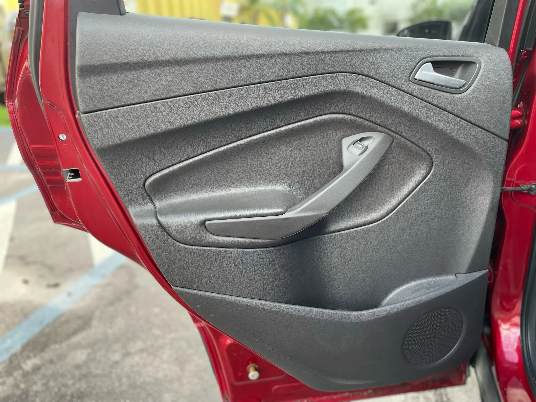 Used 2013 Ford Escape SE image 24