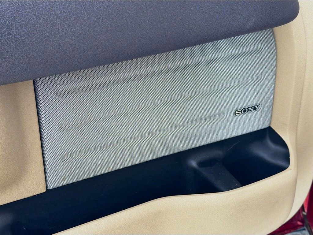 Used 2014 Ford F150 Lariat w/ Equipment Group 502A Luxury image 39