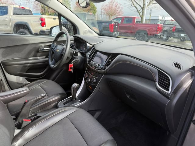 Used 2021 Chevrolet Trax LT image 34
