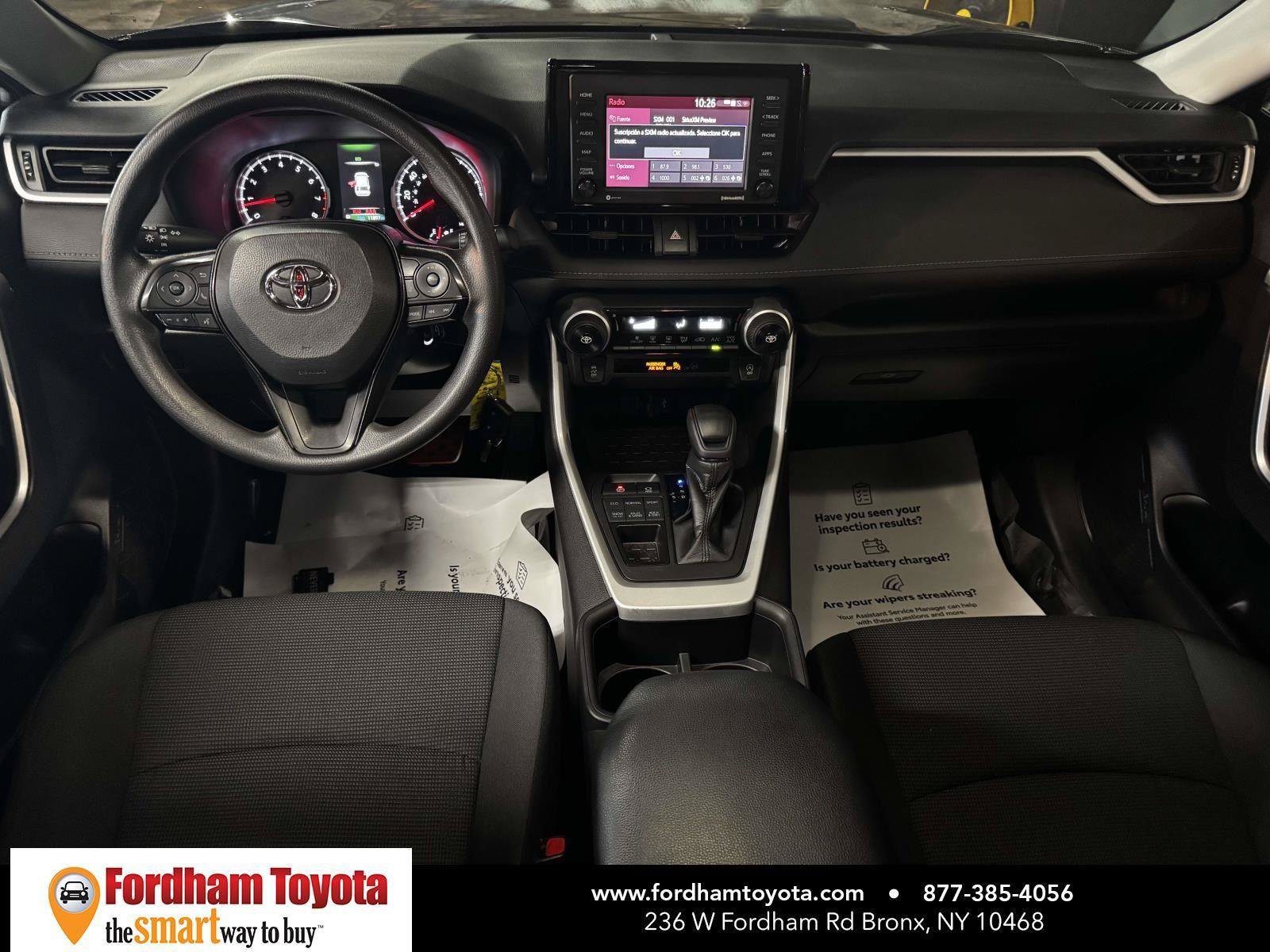 Used 2022 Toyota RAV4 LE AWD/4WD image 13