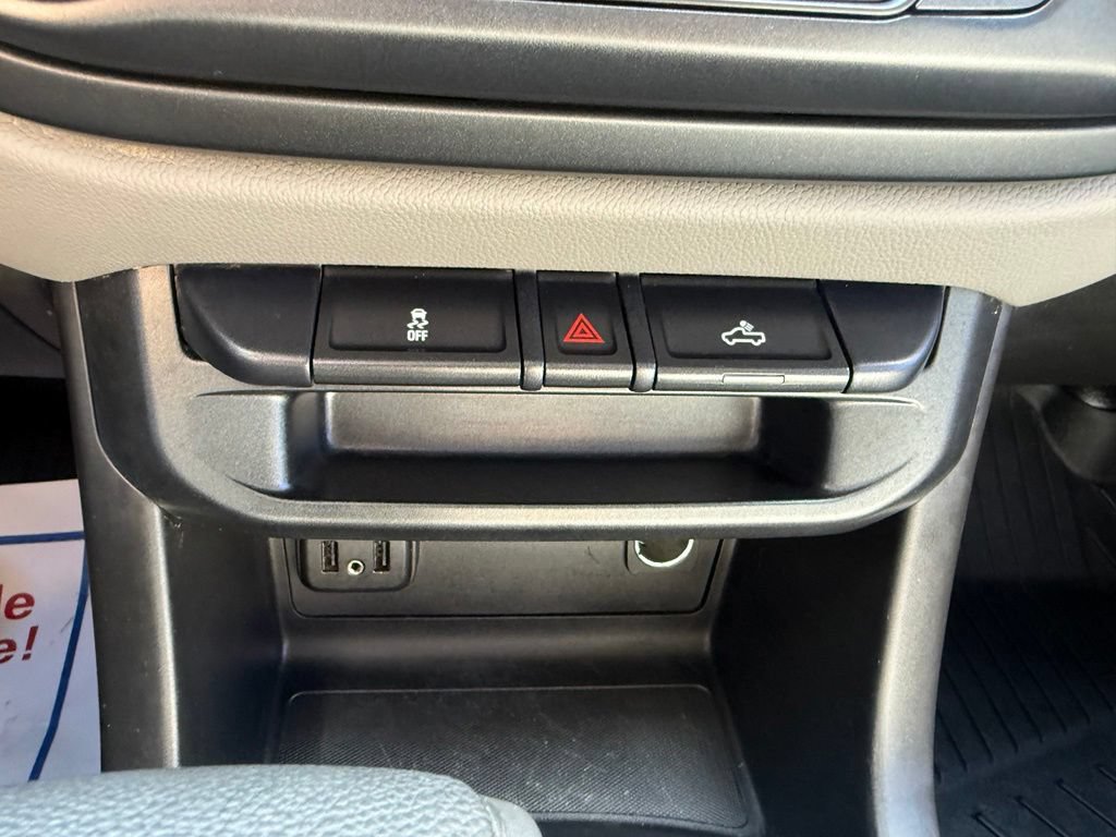 Used 2019 Chevrolet Colorado W/T RWD image 25