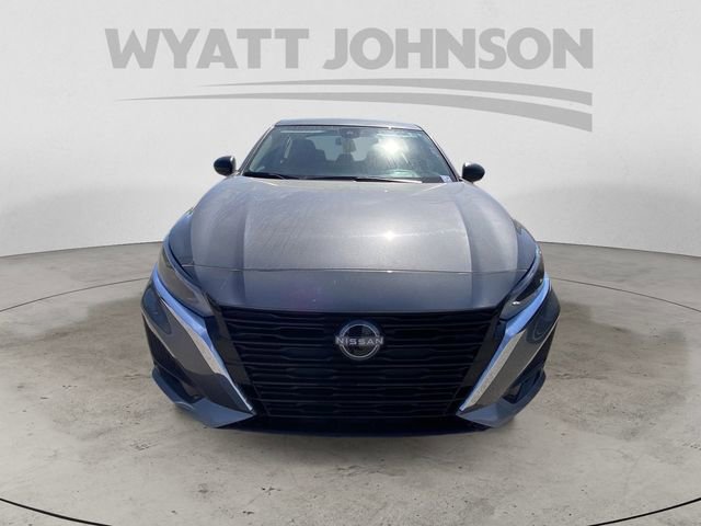 Used 2025 Nissan Altima 2.5 SV image 16