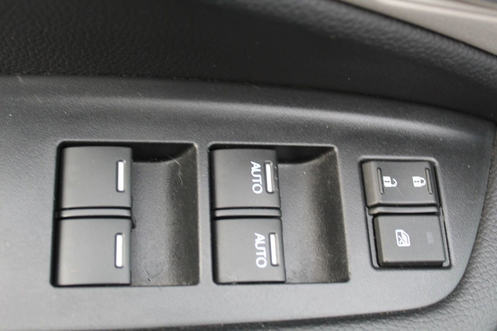 Used 2021 Honda Pilot Special Edition image 34