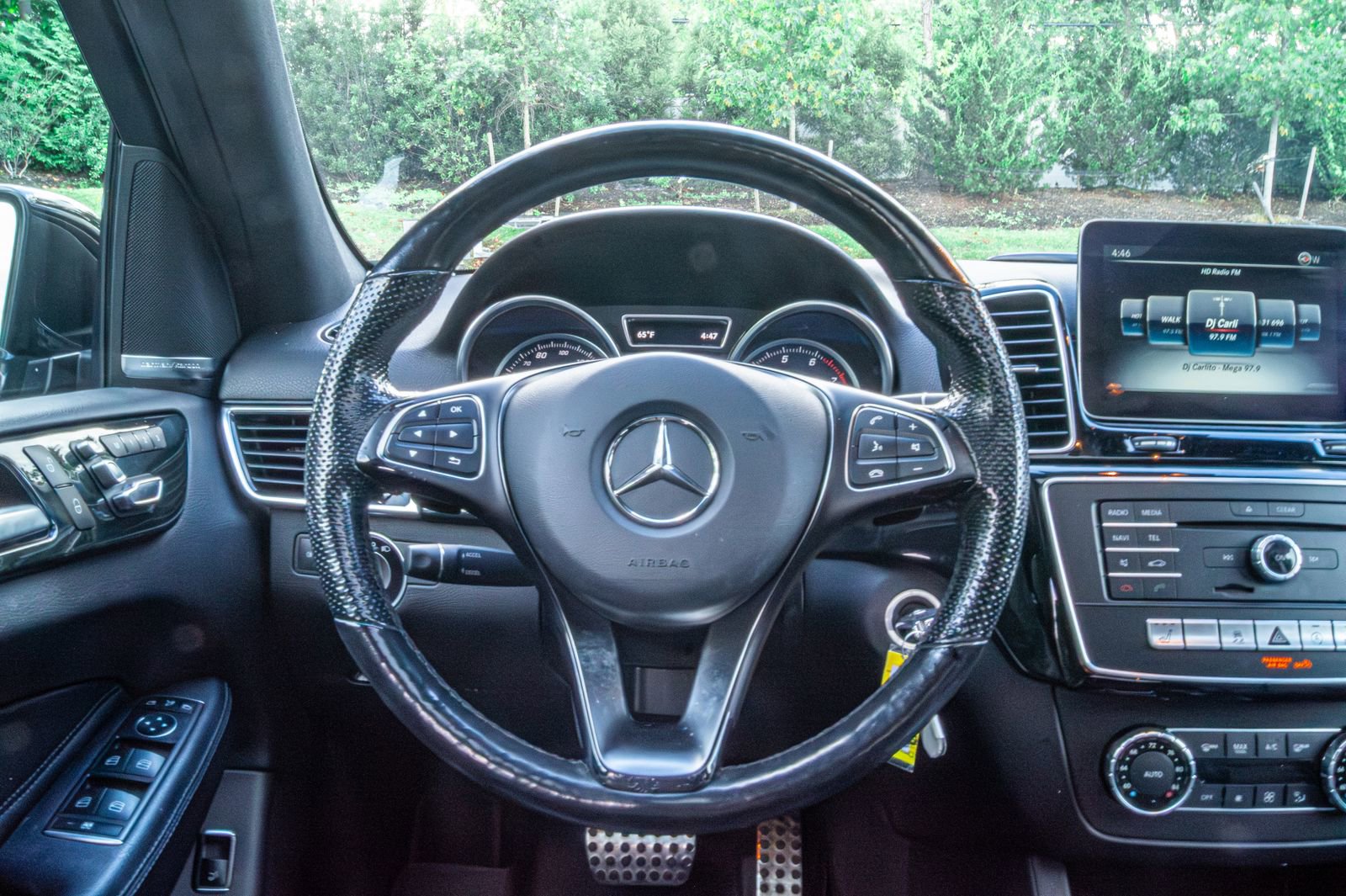 Used 2019 Mercedes-Benz GLE 400 4MATIC image 14