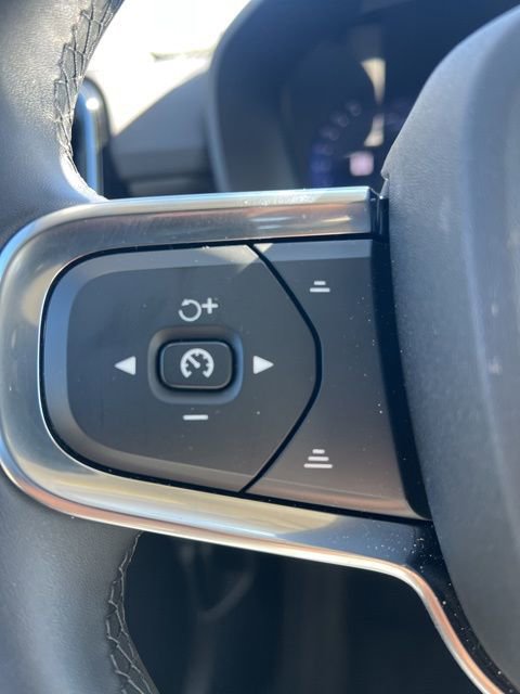 New 2026 Volvo XC40 B5 Plus w/ Climate Package AWD/4WD image 13