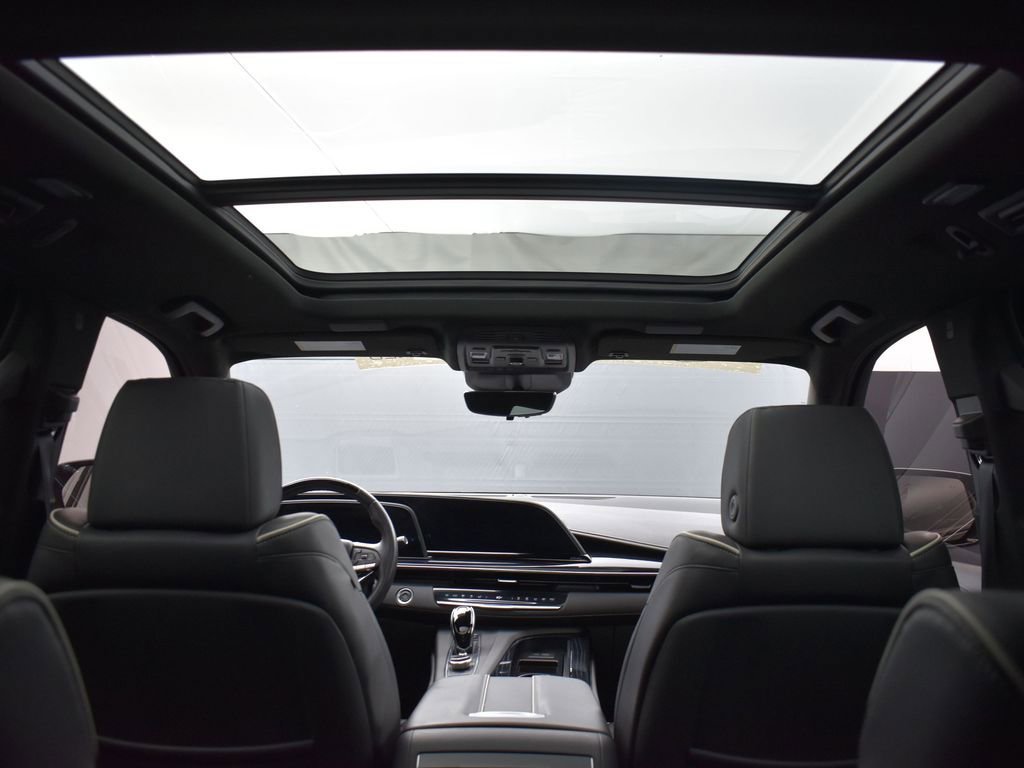 Certified 2024 Cadillac Escalade Sport w/ Touring Package image 32