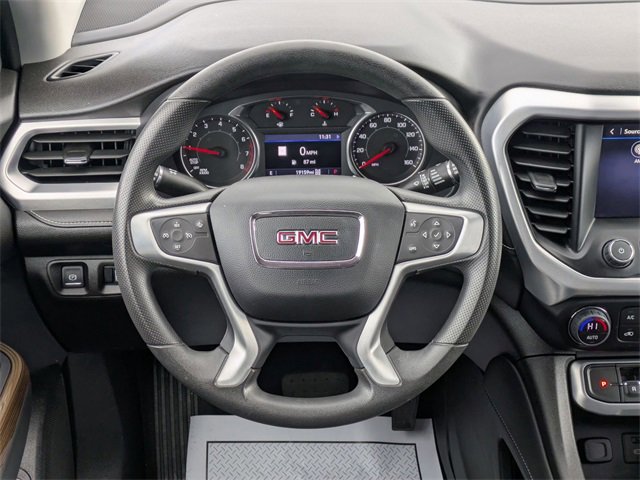 Used 2023 GMC Acadia SLE w/ Driver Convenience Package image 15