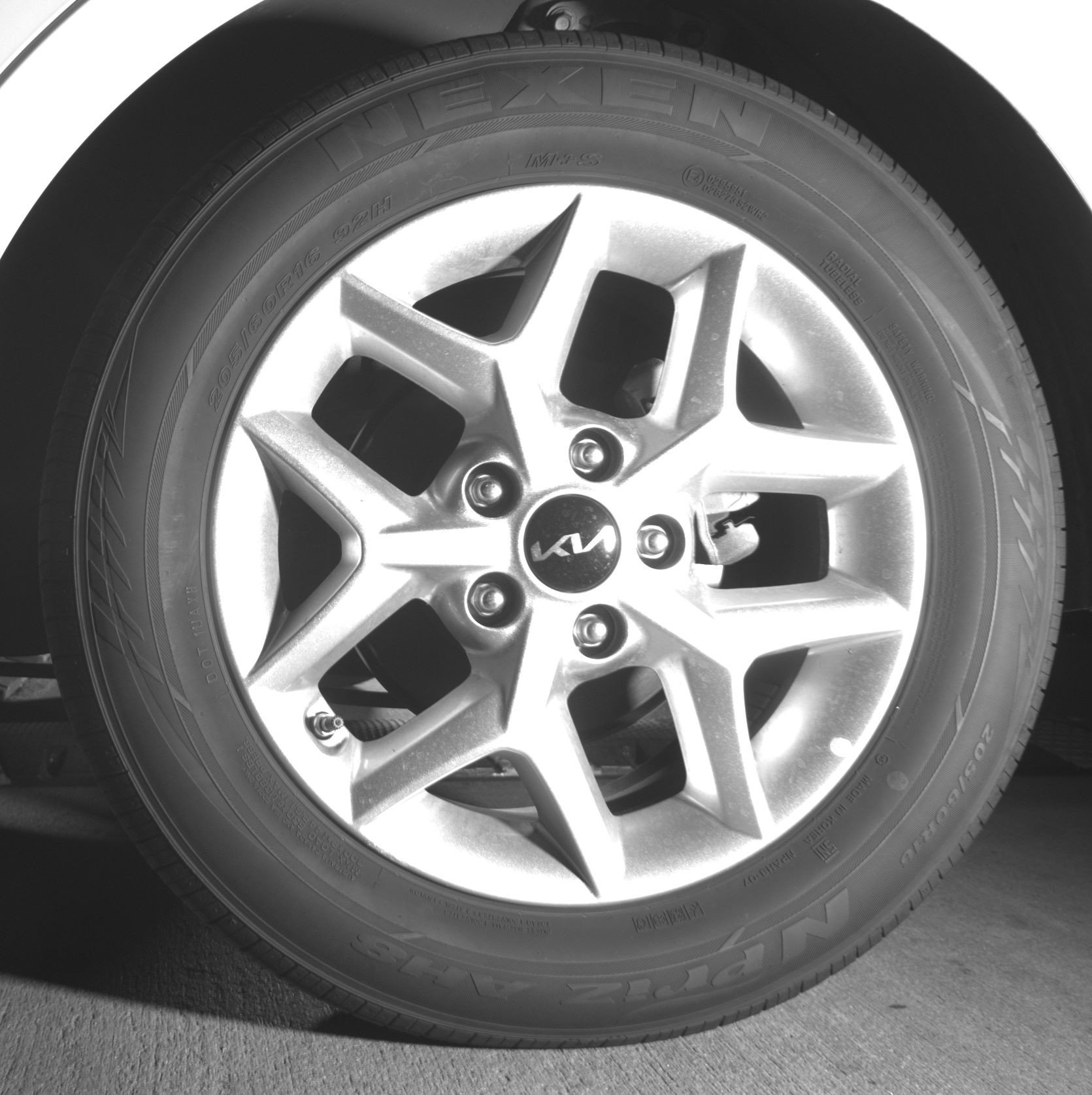 Used 2025 Kia Soul LX w/ LX Technology Package FWD image 14
