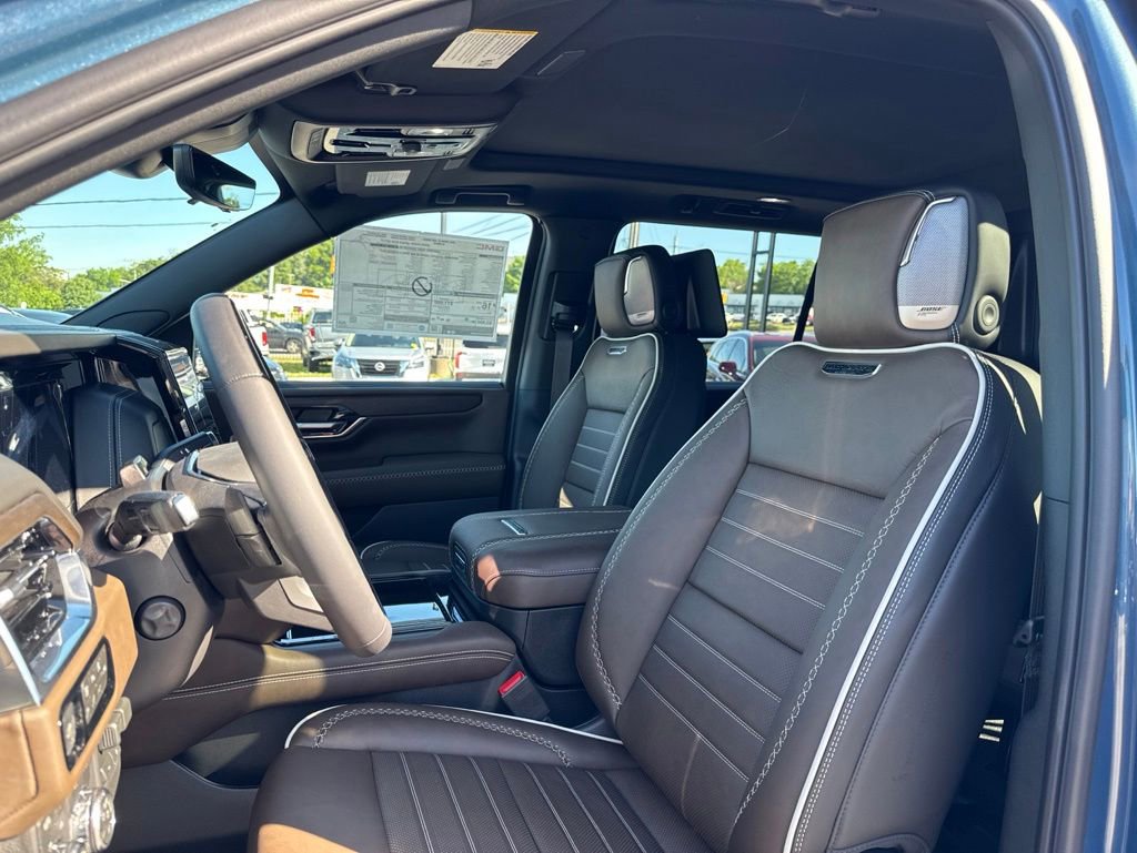 New 2026 GMC Yukon XL Denali Ultimate AWD/4WD image 15