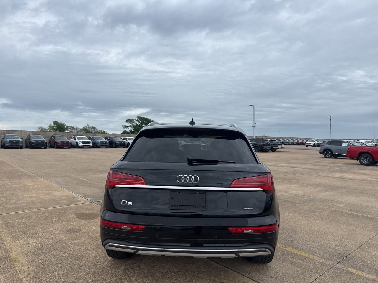 Used 2021 Audi Q5 2.0T Premium Plus w/ Premium Plus Package AWD/4WD image 18