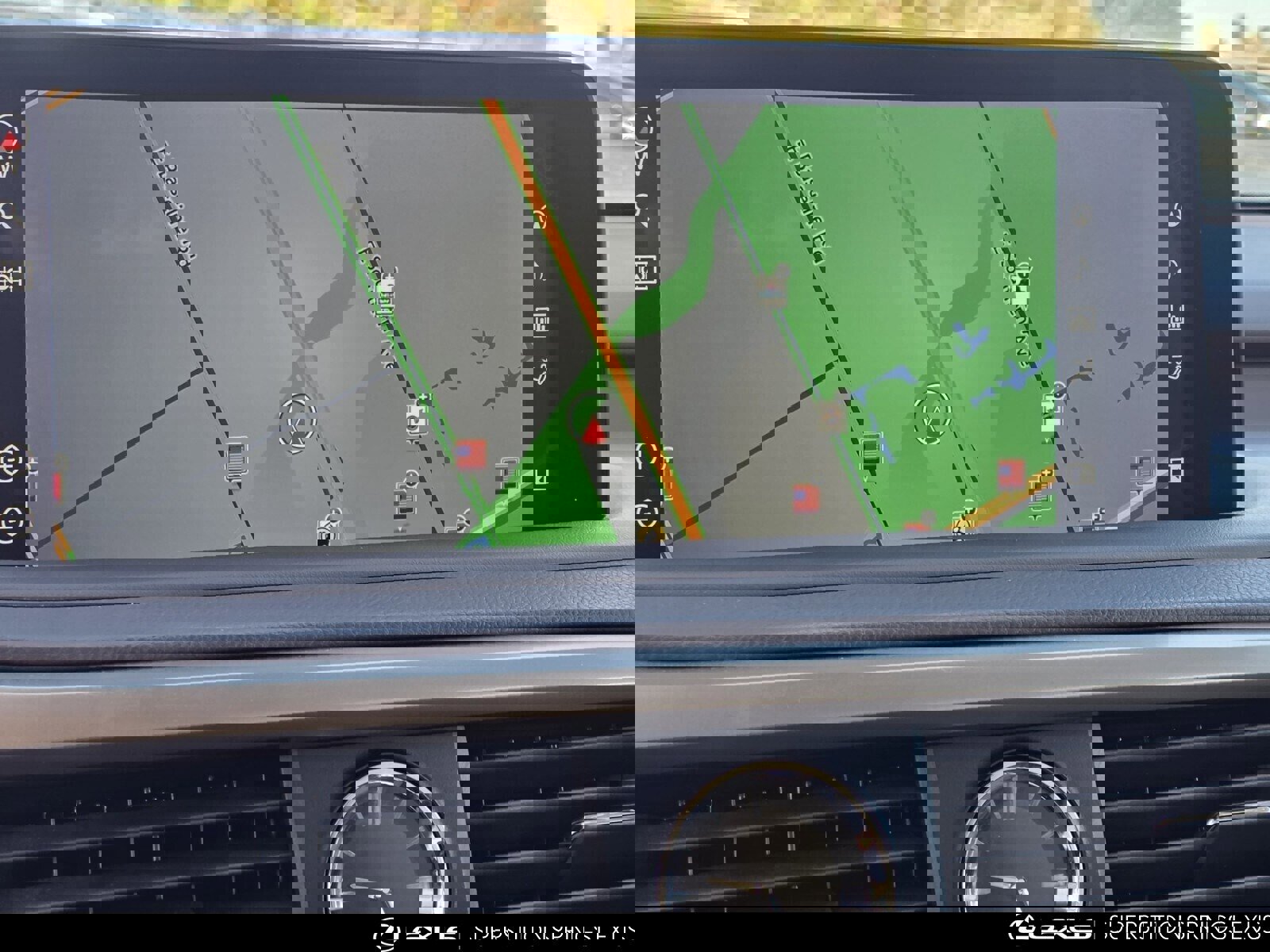 Certified 2020 Lexus RX 450hL AWD w/ Premium Package image 15