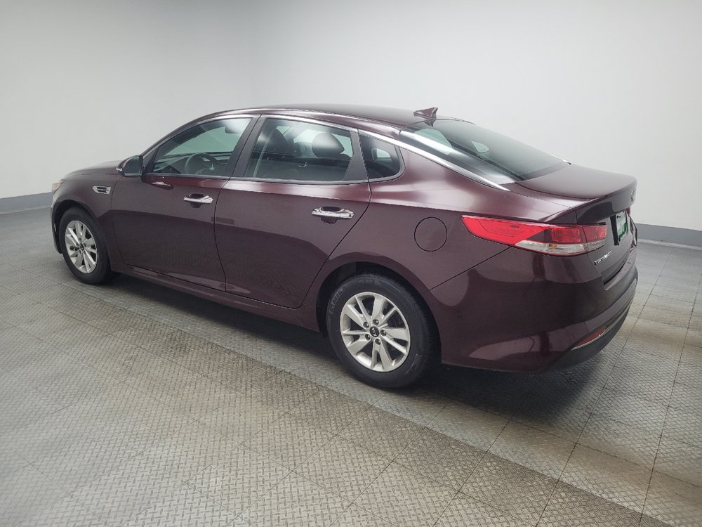 Used 2017 Kia Optima LX FWD image 3