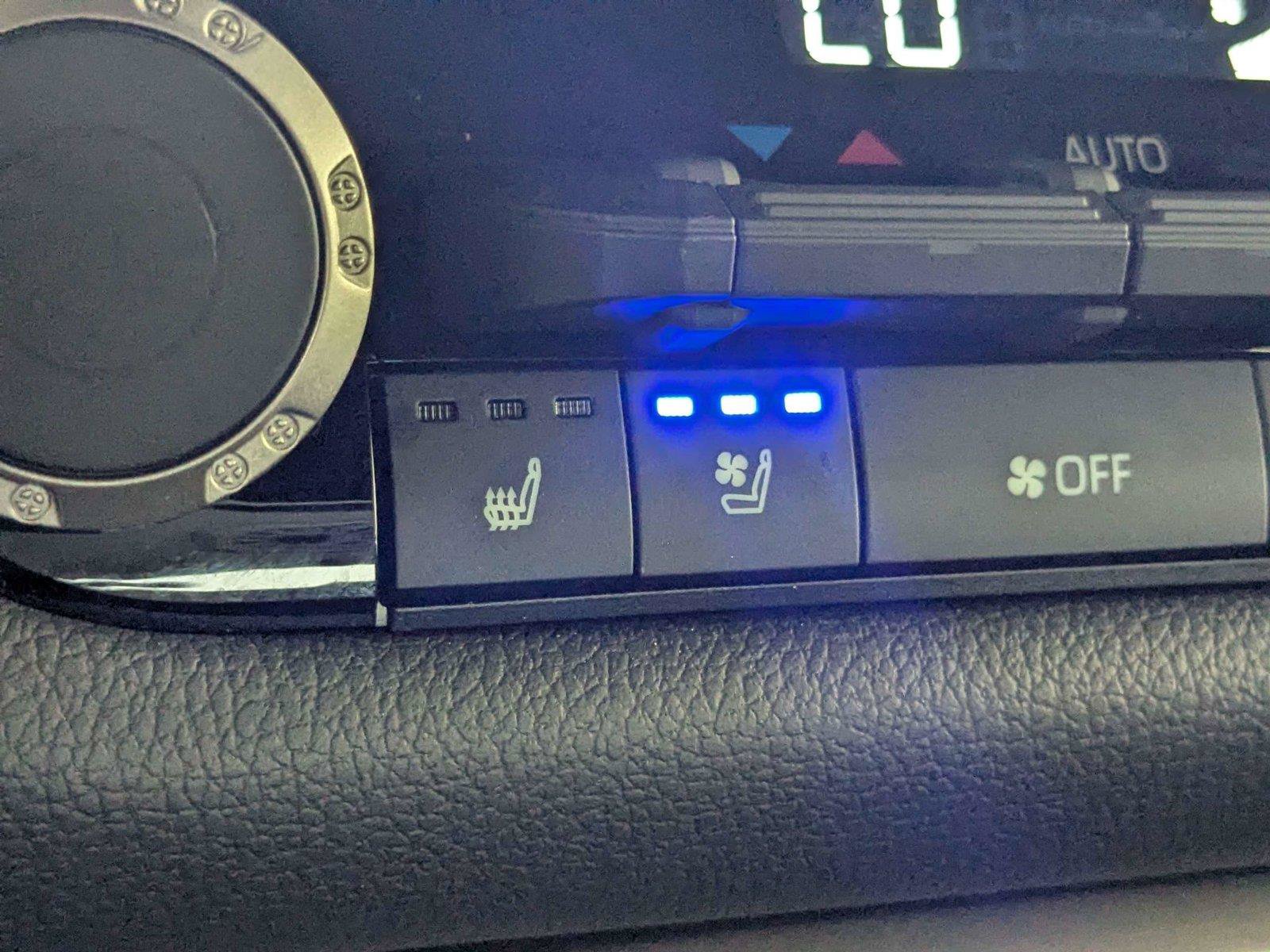 Certified 2025 Toyota Tundra Limited AWD/4WD image 20