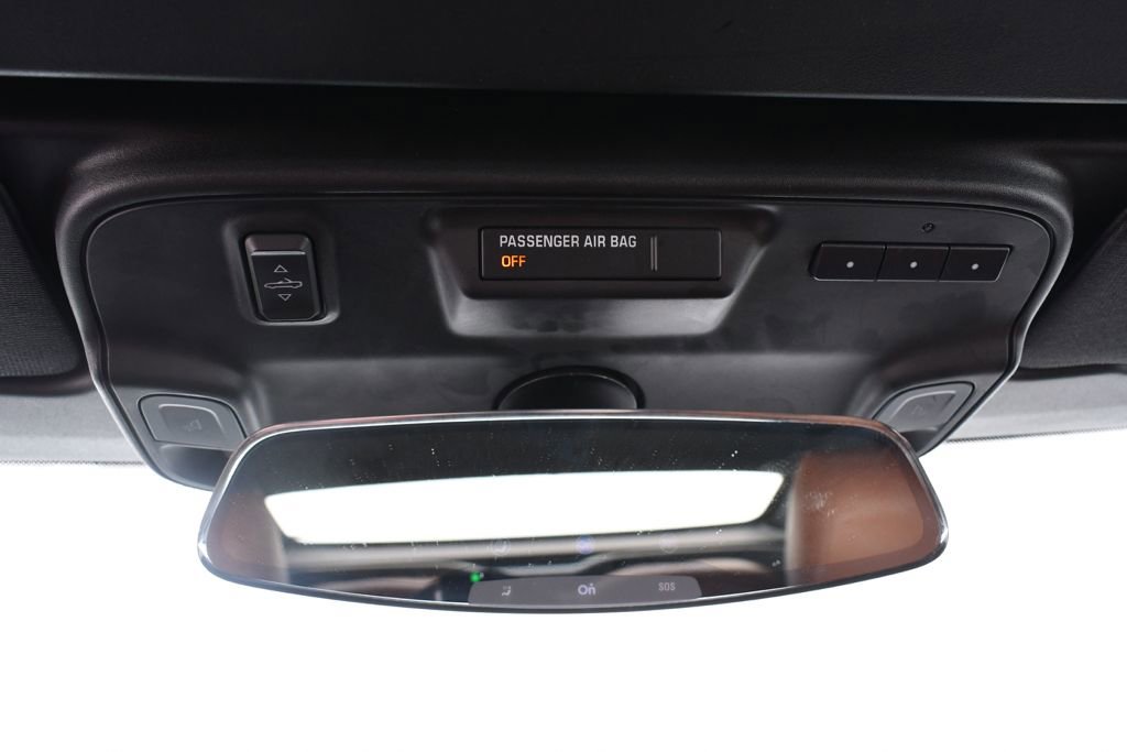 Used 2017 Chevrolet Camaro SS image 31