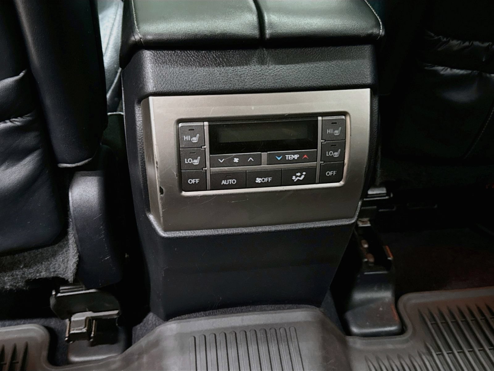 Used 2018 Lexus GX 460 Premium w/ Premium Package AWD/4WD image 28